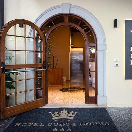 Hotel Corte Regina Сірміоне Екстер'єр фото