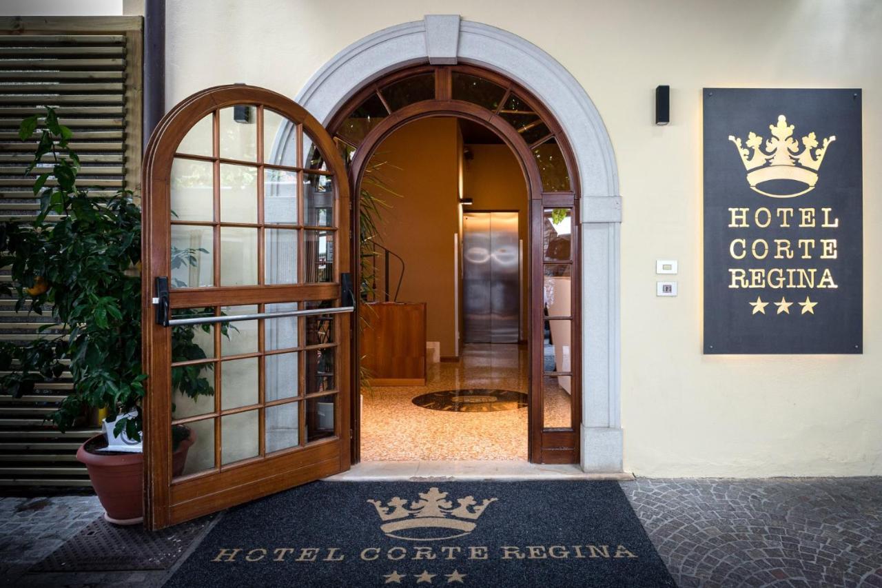 Hotel Corte Regina Сірміоне Екстер'єр фото